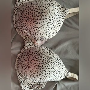 Victoria Secret bras